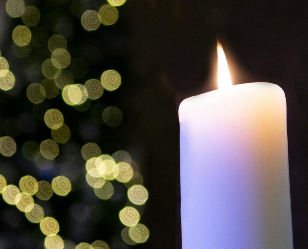 Decorating a 6-Foot Pre-Lit Christmas Tree